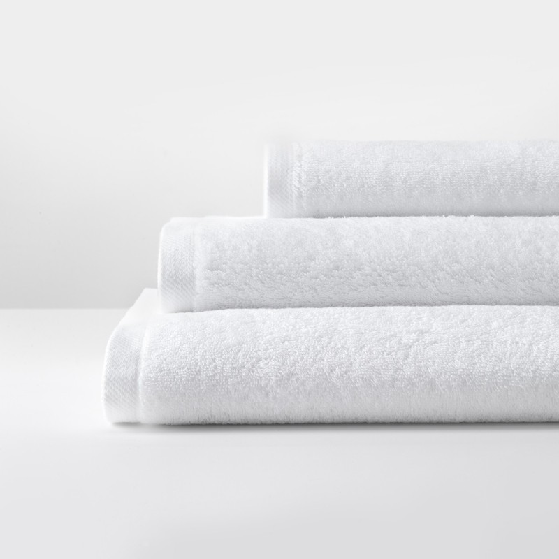 TOALLA BAÑO 550 GR/M2 100% ALGODÓN PURO